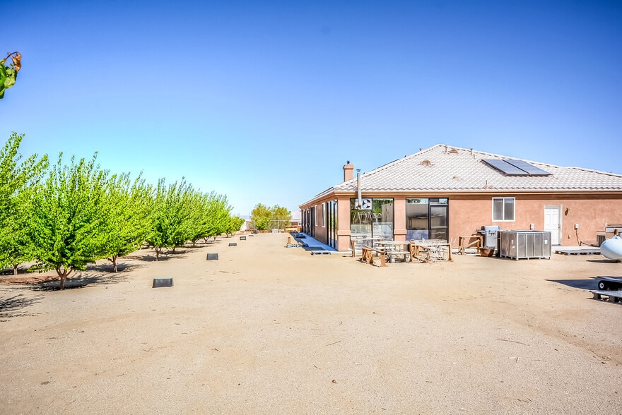 More Photos Of 13830 Paramount Rd, Phelan Land For Sale