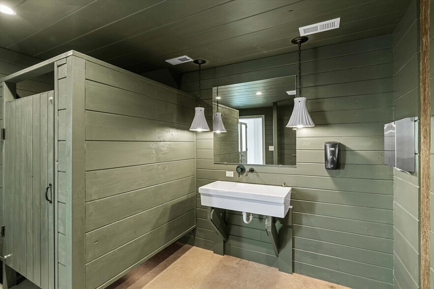 More Photos Of 364 Beast Trl, Mount Airy Winery Vineyard For Sale