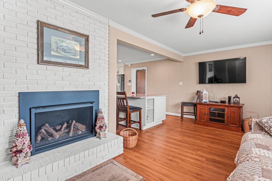 More Photos Of 128 Killian Farm Rd, Stanley Medical For Lease