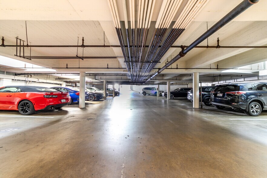 More Photos Of 1595 E Chevy Chase Dr, Glendale Apartments For Sale