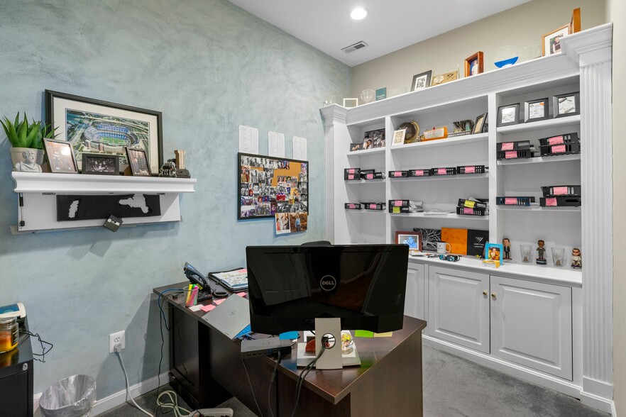 More Photos Of 1608 Eastern Ave, Baltimore Office Residential For Sale