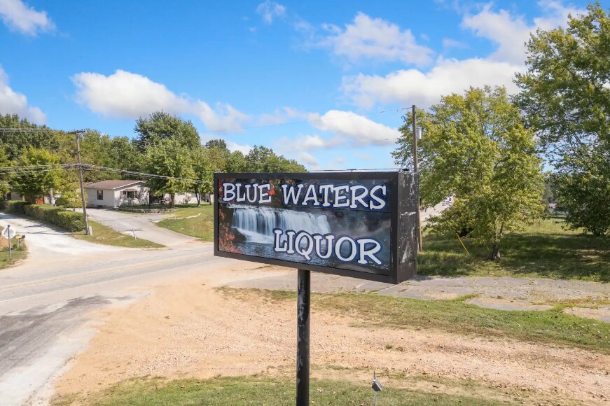 More Photos Of 10390 US 65, Western Grove Freestanding For Sale