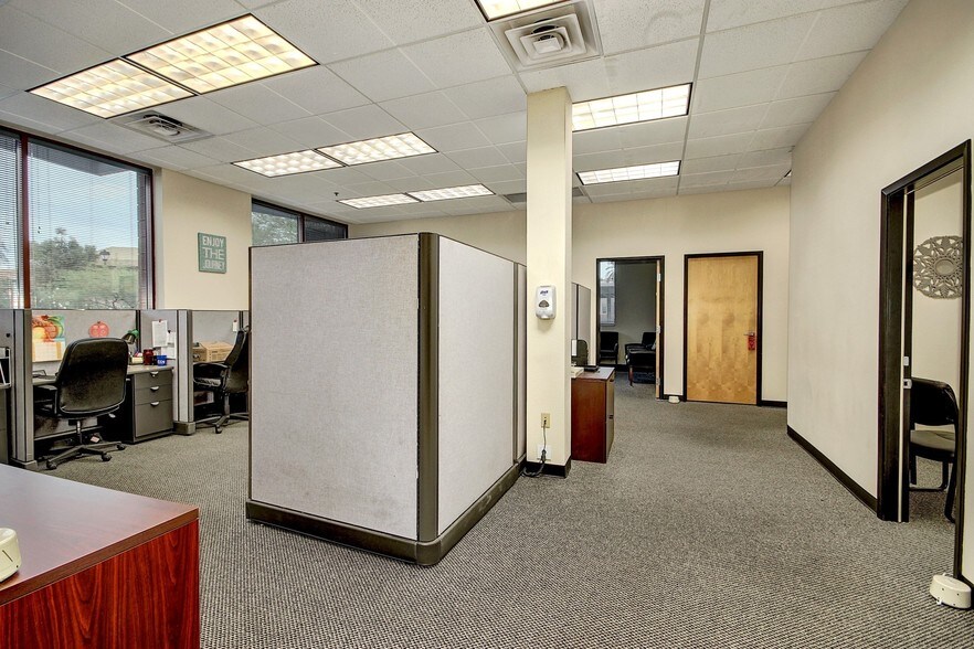 More Photos Of 6262 E Broadway Rd, Mesa Medical For Sale