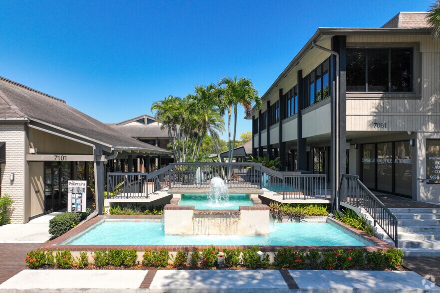 More Photos Of 7041-7111 W Commercial Blvd, Tamarac Unknown For Lease