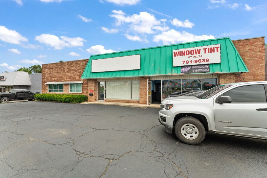 More Photos Of 6675 Broadway, Merrillville Auto Repair For Lease