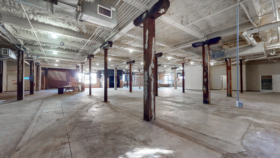 More Photos Of 3 Martin Luther King Jr Blvd, Savannah Restaurant For Sale