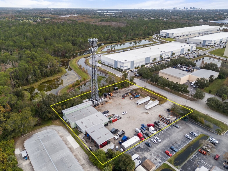 More Photos Of 5387 L B McLeod Rd, Orlando Warehouse For Sale