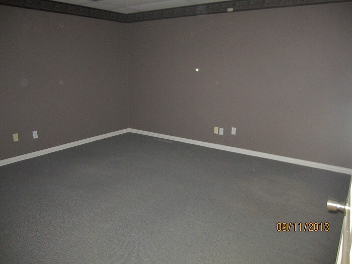 More Photos Of 12373 Scarsdale Blvd, Houston Unknown For Lease