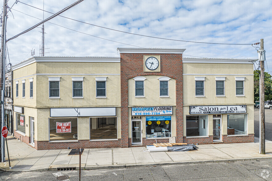 Primary Photo Of 297 Broadway, Bethpage Storefront Retail Office For Lease