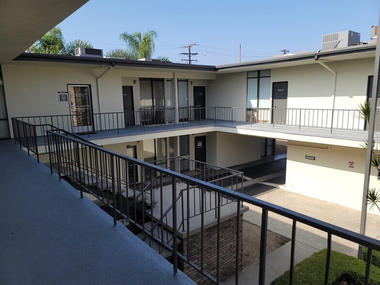 More Photos Of 3840 Woodruff Ave, Long Beach Medical For Lease