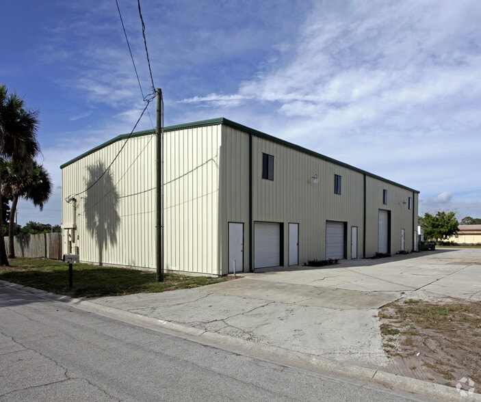 Primary Photo Of 4285 Capron Rd, Titusville Light Manufacturing For Lease