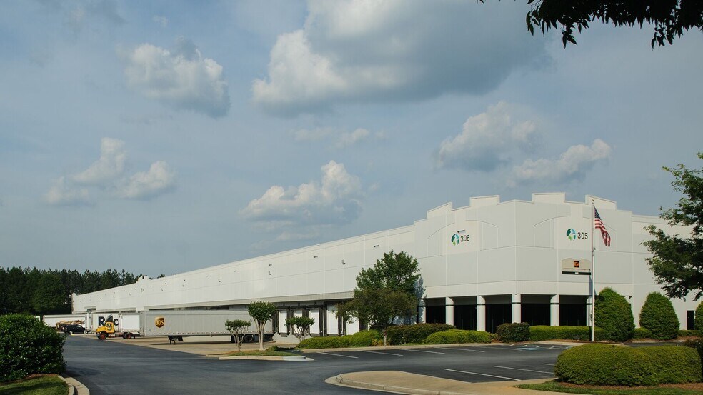 More Photos Of 200 Best Friend Ct, Norcross Unknown For Lease