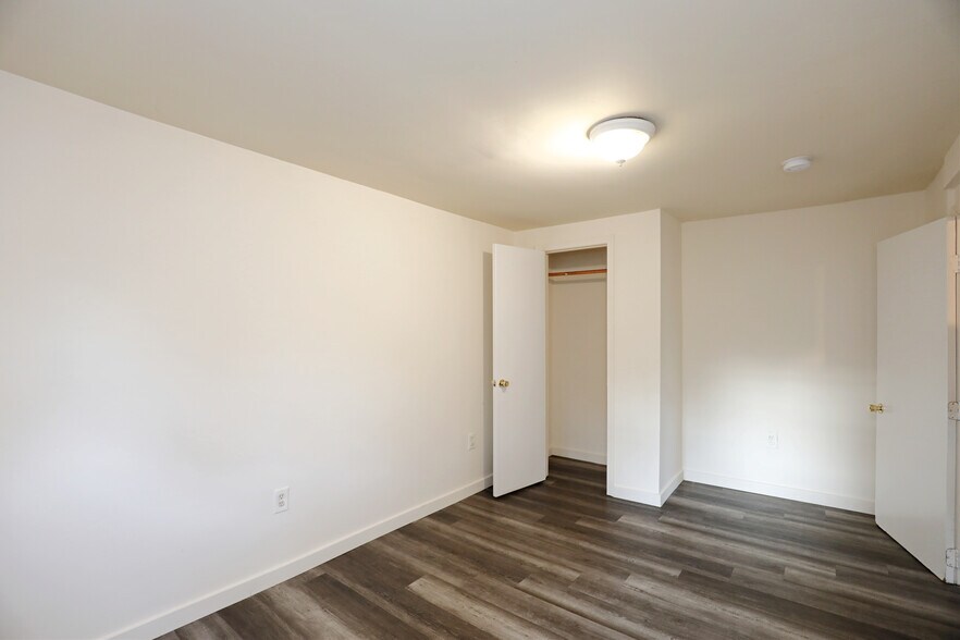 More Photos Of 181 Glenerie Blvd, Saugerties Apartments For Sale