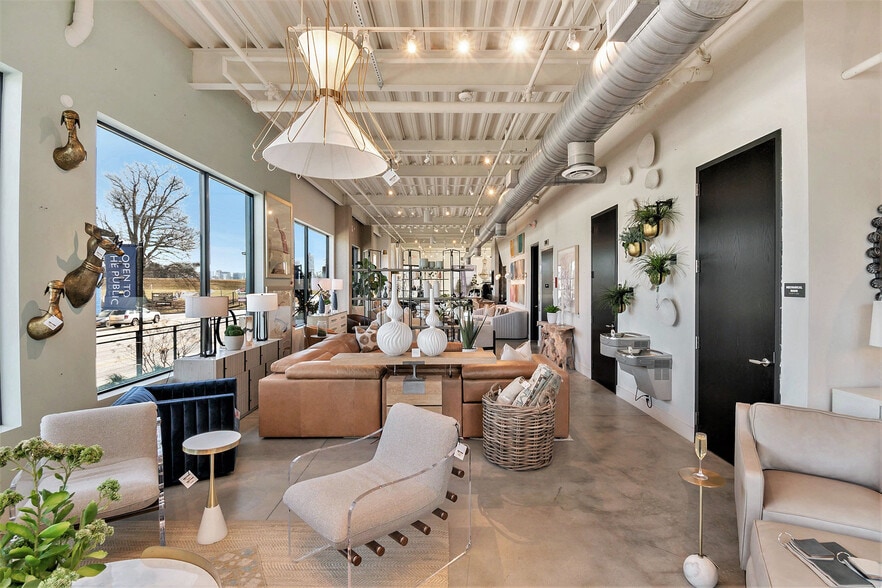 More Photos Of 1400 Howell Mill Rd NW, Atlanta Restaurant For Sale