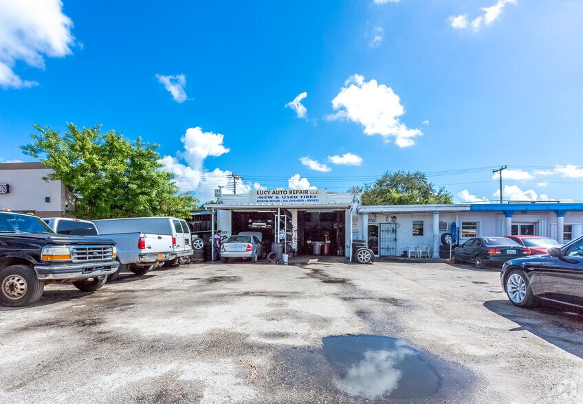 More Photos Of 10801 NW 27th Ave, Miami Auto Repair For Sale
