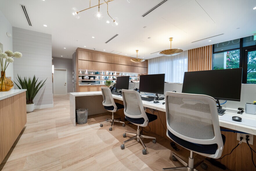 More Photos Of 1340 S Dixie Hwy, Coral Gables Apartments For Lease