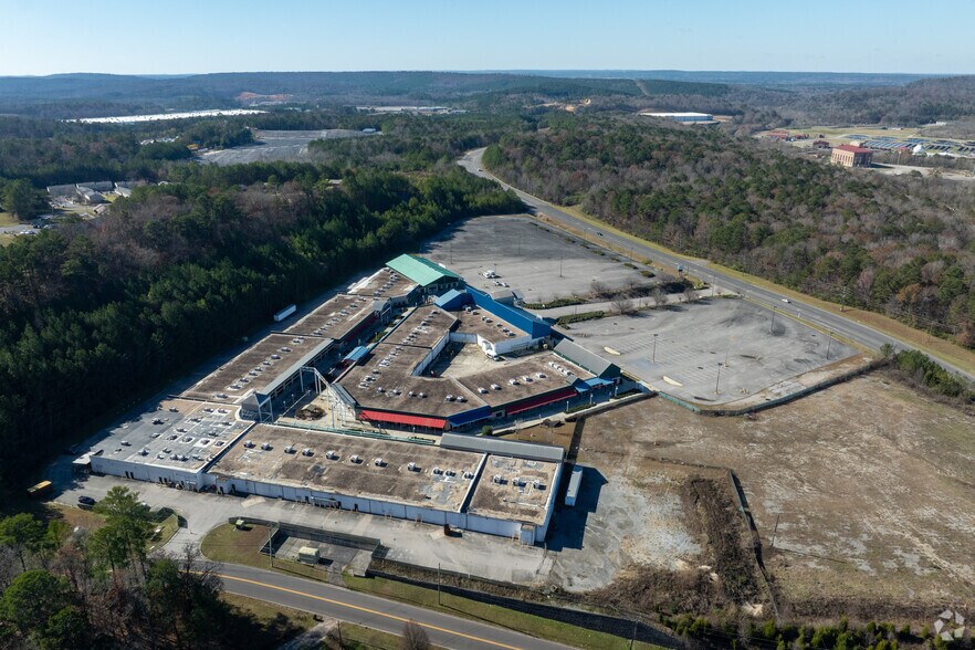 More Photos Of 4500 Splash Adventure Pky, Bessemer General Retail For Sale