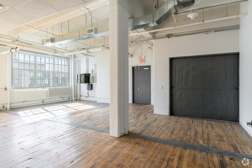 More Photos Of 220 36th St, Brooklyn Unknown For Lease
