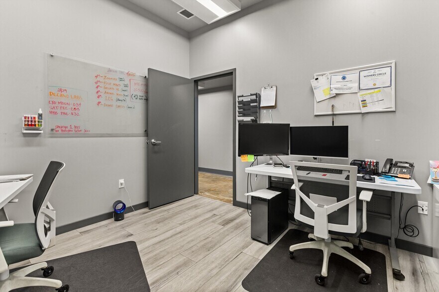 More Photos Of 6250 Paramount Blvd, Long Beach Warehouse For Sale