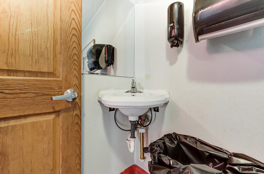 More Photos Of 13 W Main St, Spring Valley Restaurant For Sale