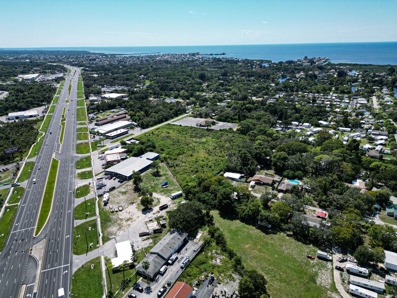 More Photos Of 14825 US Highway 19, Hudson Service For Sale