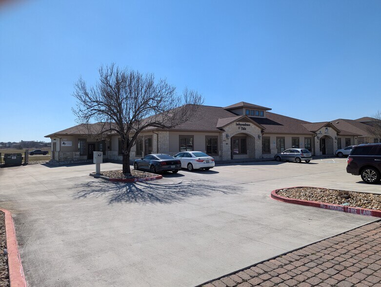 Primary Photo Of 1911 Corporate Dr, San Marcos Office For Lease