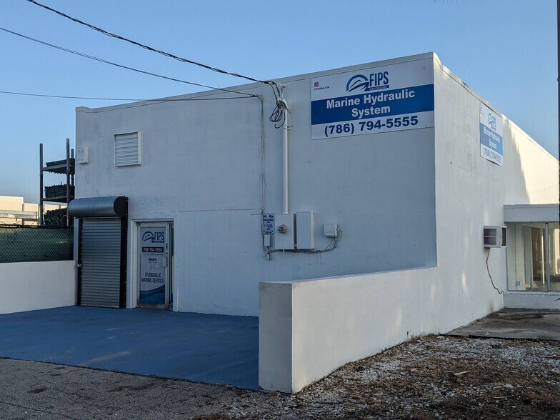 More Photos Of 2301 S Andrews Ave, Fort Lauderdale Freestanding For Lease
