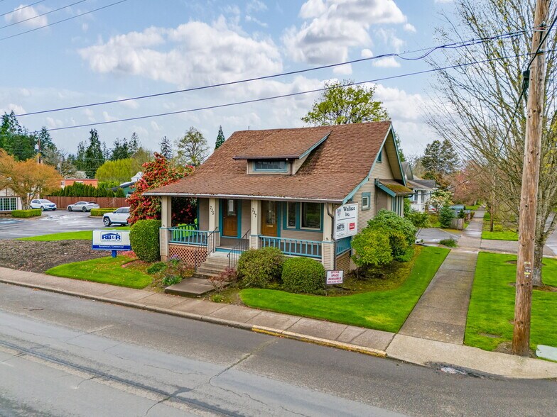 More Photos Of 737 NW Adams St, Mcminnville Office For Sale