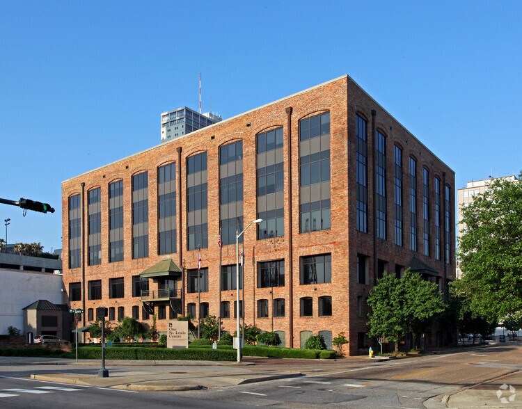 More Photos Of 1 St Louis St, Mobile Office For Lease