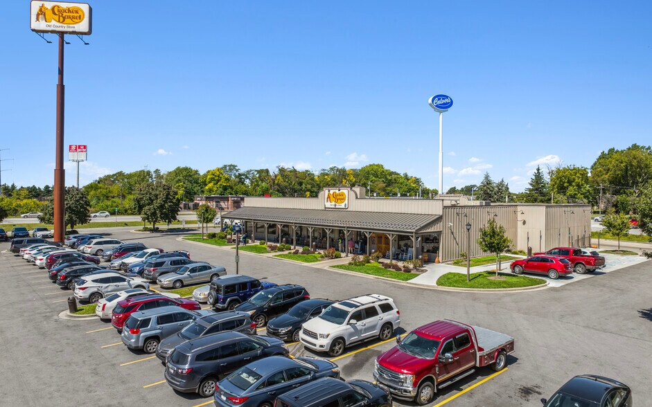 More Photos Of 1898 N Morristown Rd, Shelbyville Restaurant For Sale