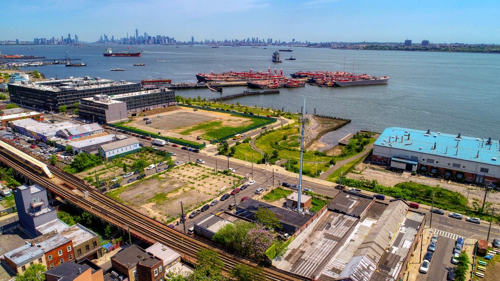 More Photos Of 450 Front St, Staten Island Warehouse For Sale