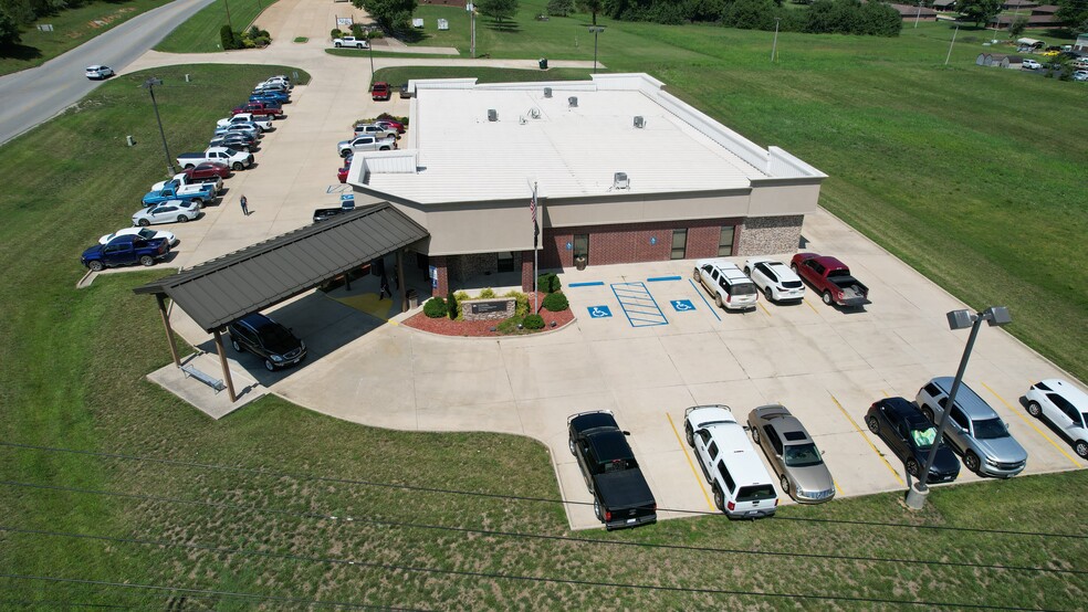 Primary Photo Of 1801 E State Route K, West Plains Hospital For Sale