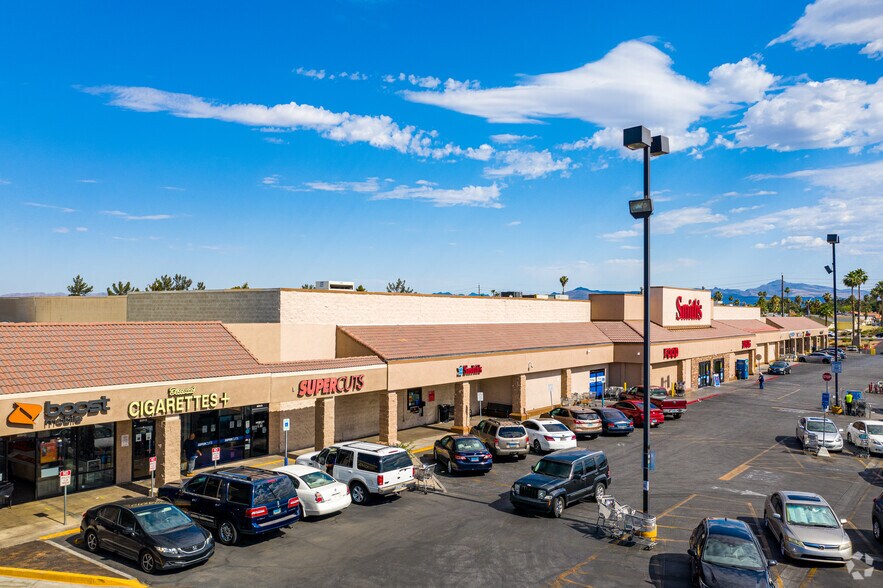 More Photos Of 3810-3850 E Flamingo Rd, Las Vegas Unknown For Lease