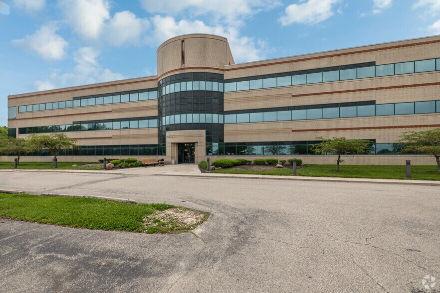 More Photos Of 303 Corporate Center Dr, Vandalia Office For Lease