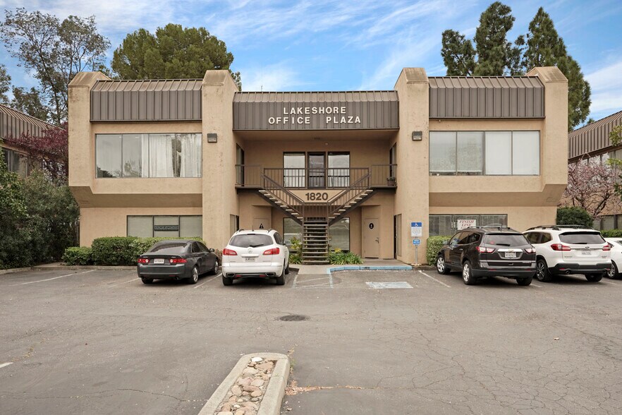 More Photos Of 1820 W Kettleman Ln, Lodi Office For Sale