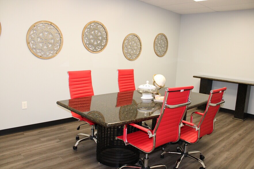 More Photos Of 6456 Cunningham Rd, Houston Industrial For Lease