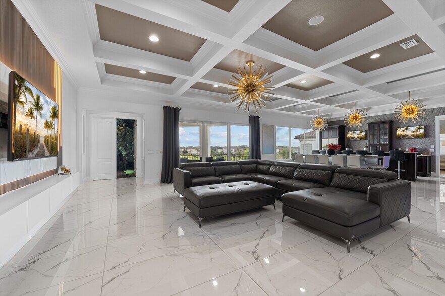 More Photos Of 1125 Grand Traverse Pky, Kissimmee Specialty For Sale