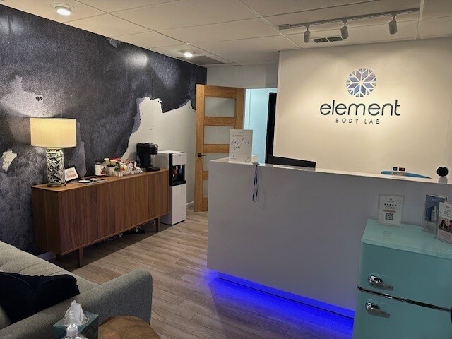 More Photos Of 8330-8350 Meadow Rd, Dallas Office For Sale