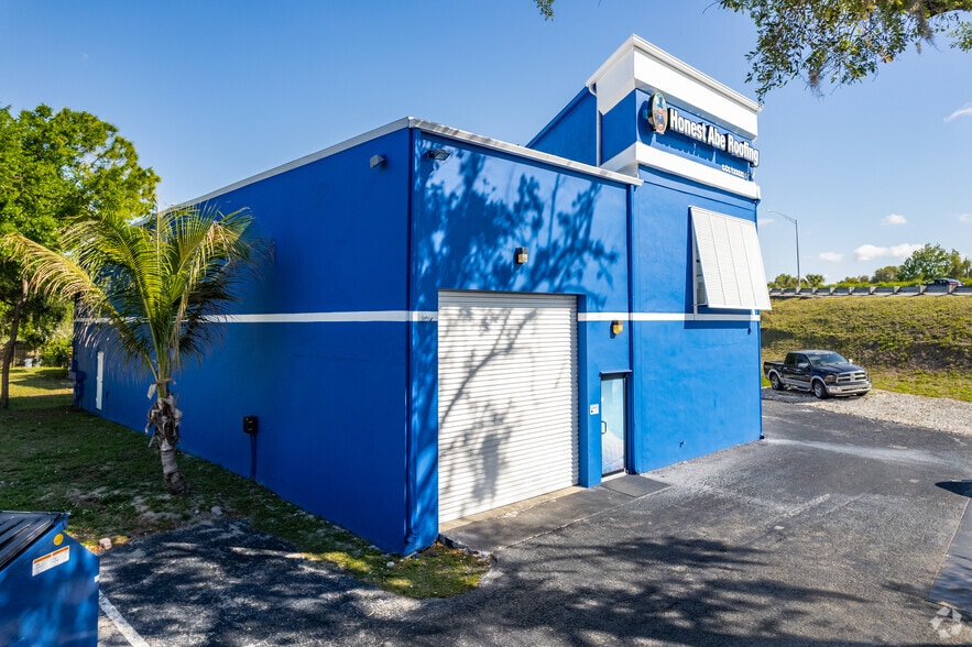 More Photos Of 9102 N Dale Mabry Hwy, Tampa Storefront Retail Office For Sale