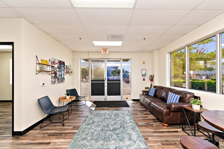 More Photos Of 317 W Tullock St, Rialto Warehouse For Sale