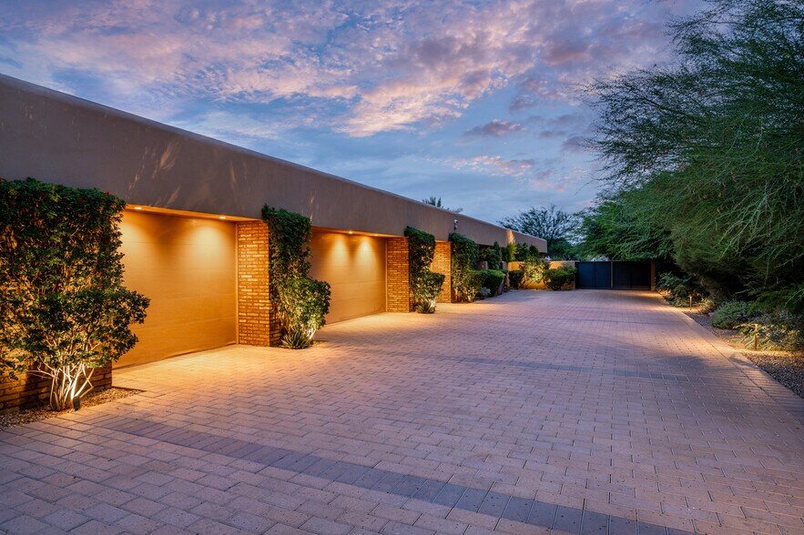 More Photos Of 8116 E Vista Bonita Dr, Scottsdale Rehabilitation Center For Sale