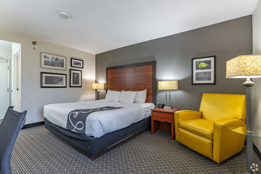 More Photos Of 4311 Warden Rd, North Little Rock Hospitality For Sale