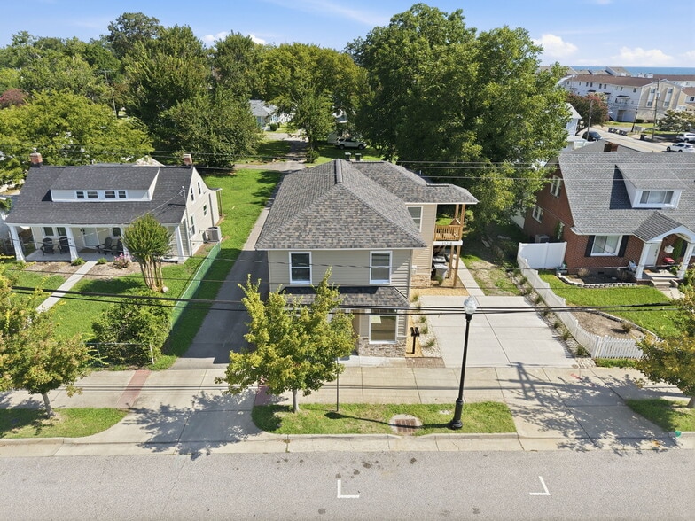 More Photos Of 112 Buckroe Ave, Hampton Storefront Retail Residential For Sale