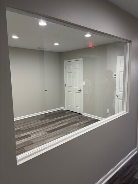 More Photos Of 140 Bridges Rd, Mauldin Office For Lease