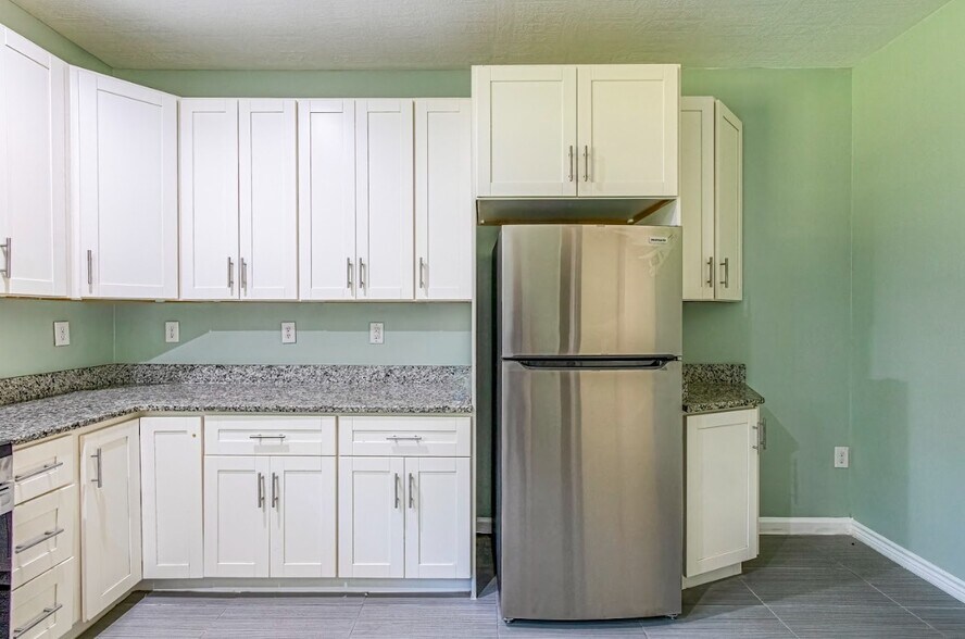 More Photos Of 229 Bishop, Livingston Apartments For Sale