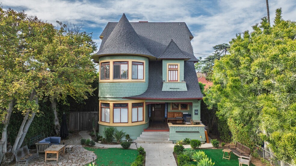 Primary Photo Of 2325 Portland St, Los Angeles Apartments For Sale