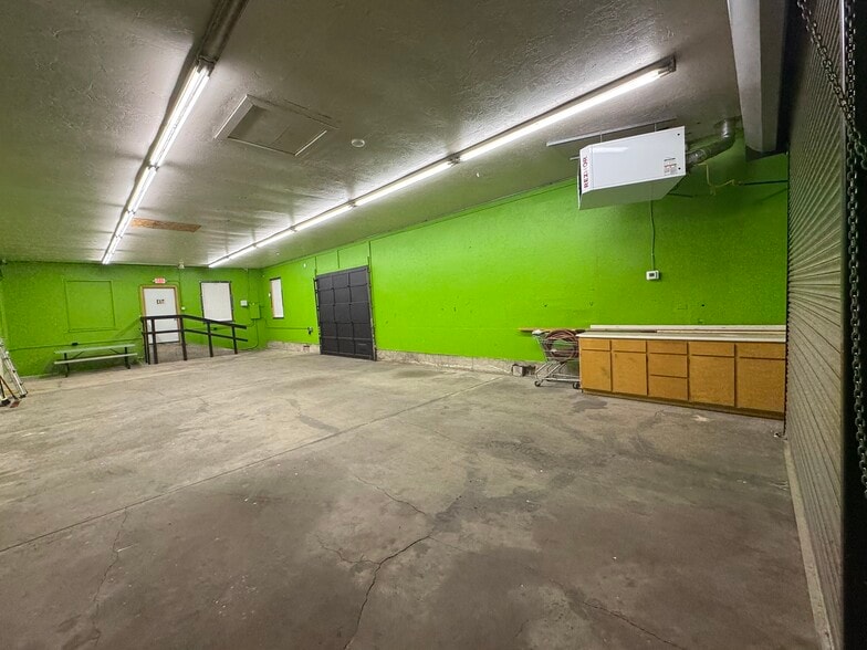 More Photos Of 850 Beatty St, Medford Office For Lease
