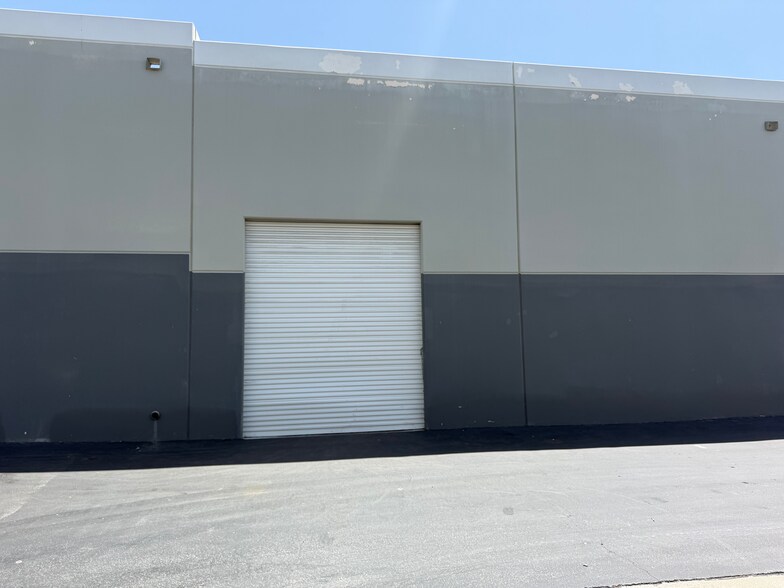 More Photos Of 26227 Enterprise Ct, Lake Forest Manufacturing For Sale