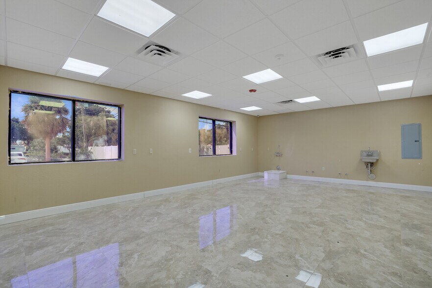More Photos Of 2310 E Atlantic Blvd, Pompano Beach Office For Sale