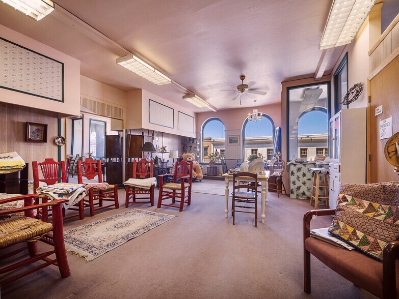 More Photos Of 207 S 2nd St, Laramie Storefront Retail Residential For Sale